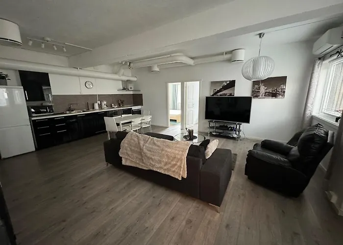 Sentral Fantastisk * Ovre Ardal